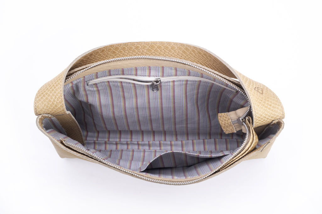 Venus bag sand leather with textured finish