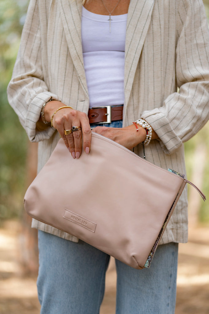Venus bag blush leather with multicolor handles