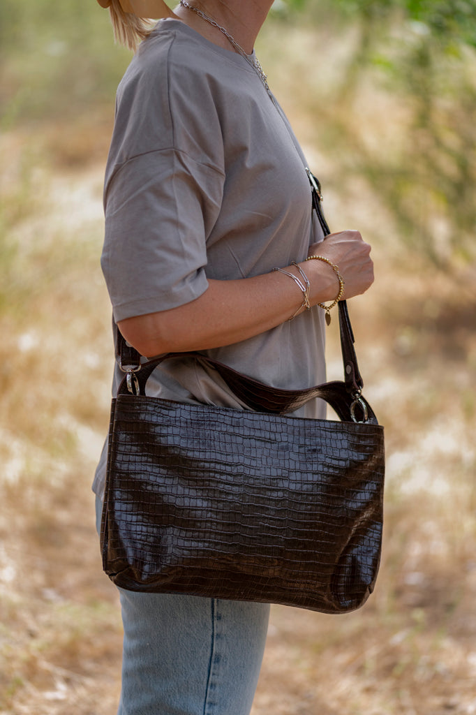 Venus bag brown textured leather