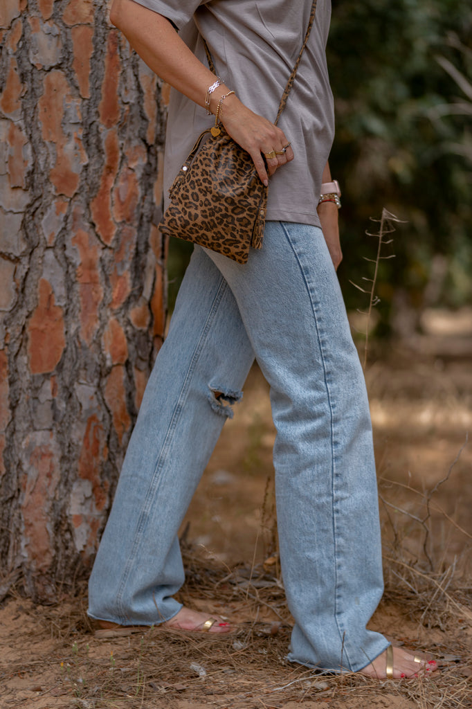 Phone bag leopard leather