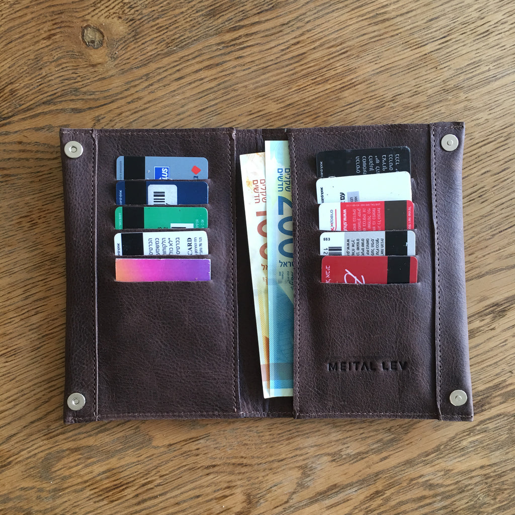 Classic wallet cream leather