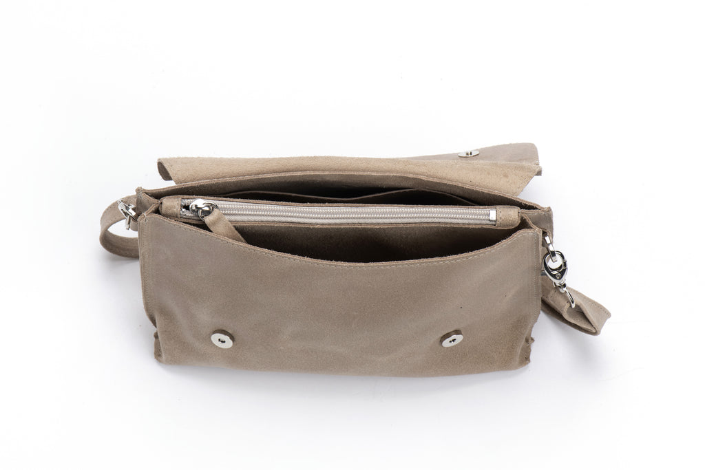 New double clutch bag sand leather