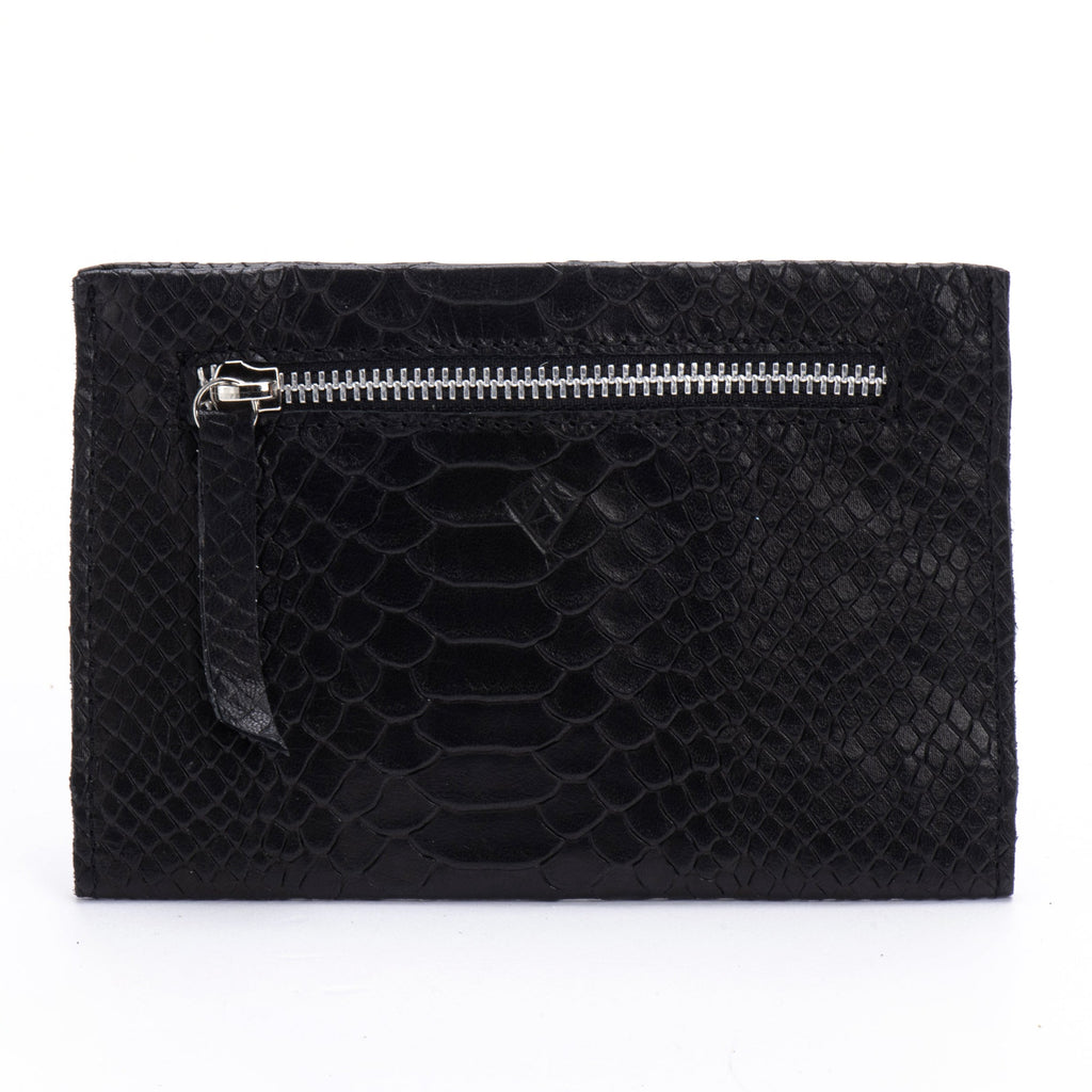 Classic wallet textured black leather