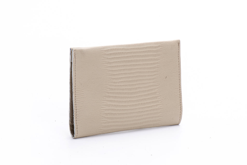 Classic wallet cream leather