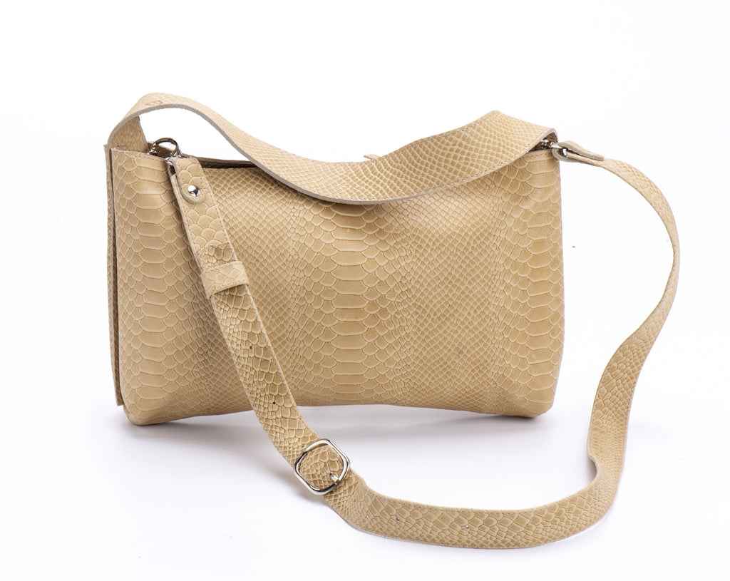 Venus bag sand leather with textured finish